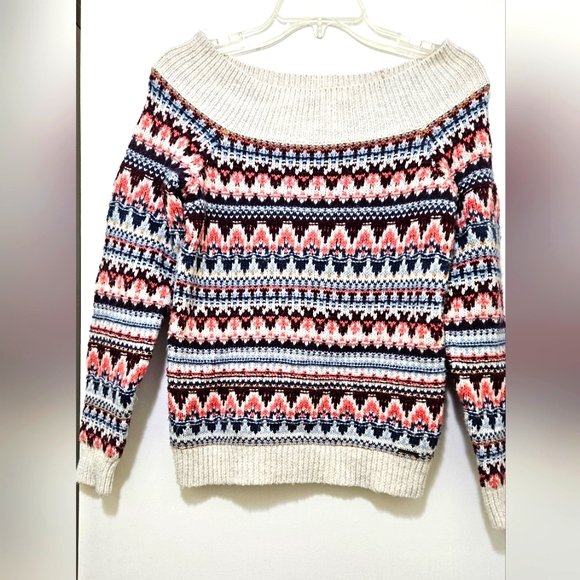 Abercrombie and Fitch Women's Off The Shoulders Sweater Size XS - Picture 1 of 7